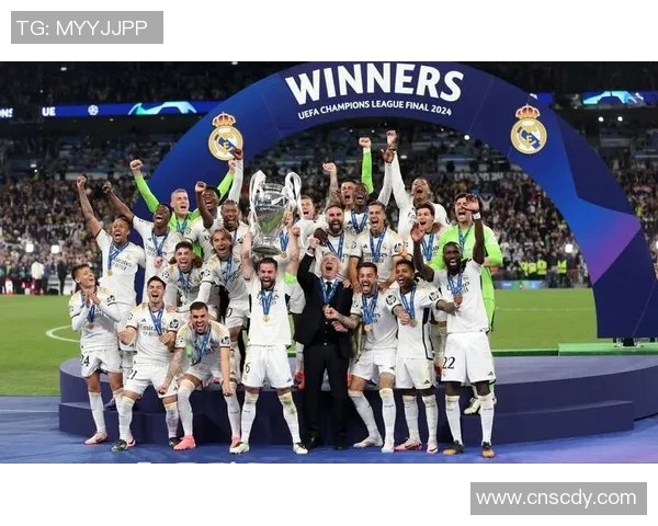 全球足坛明星球员盘点他们的传奇故事与辉煌成就