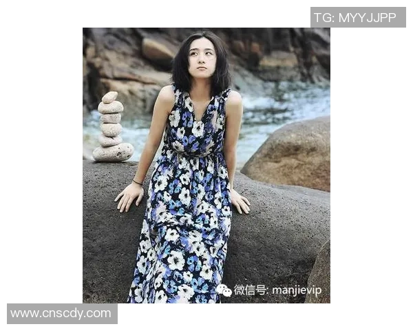 足球女星潮流风采头像设计打造独特魅力展现个性时尚风格